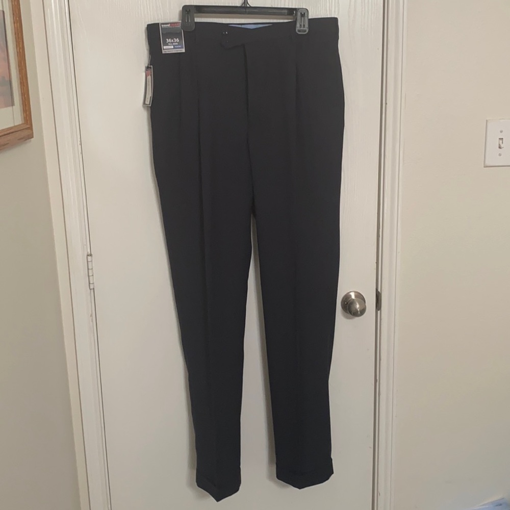 Travelsmart navy blue men’s slacks